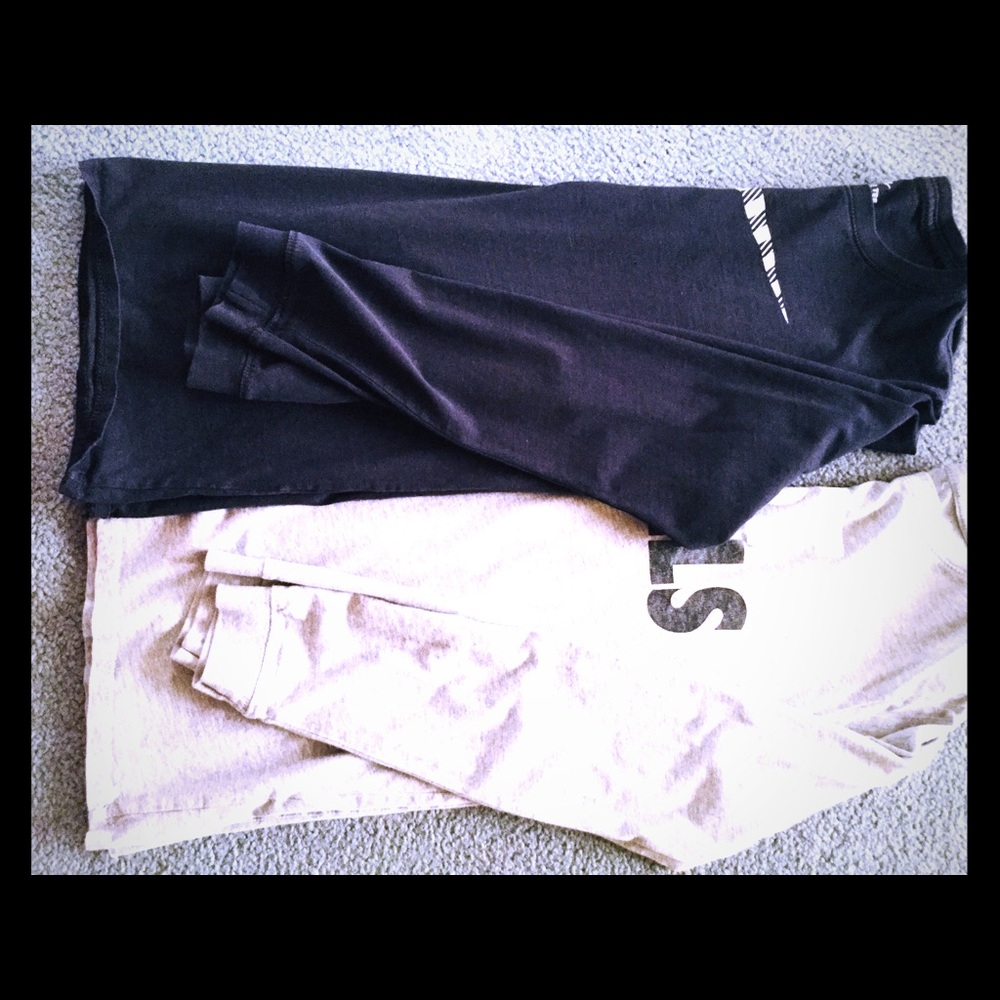 Two long sleeve boys xlarge Nike